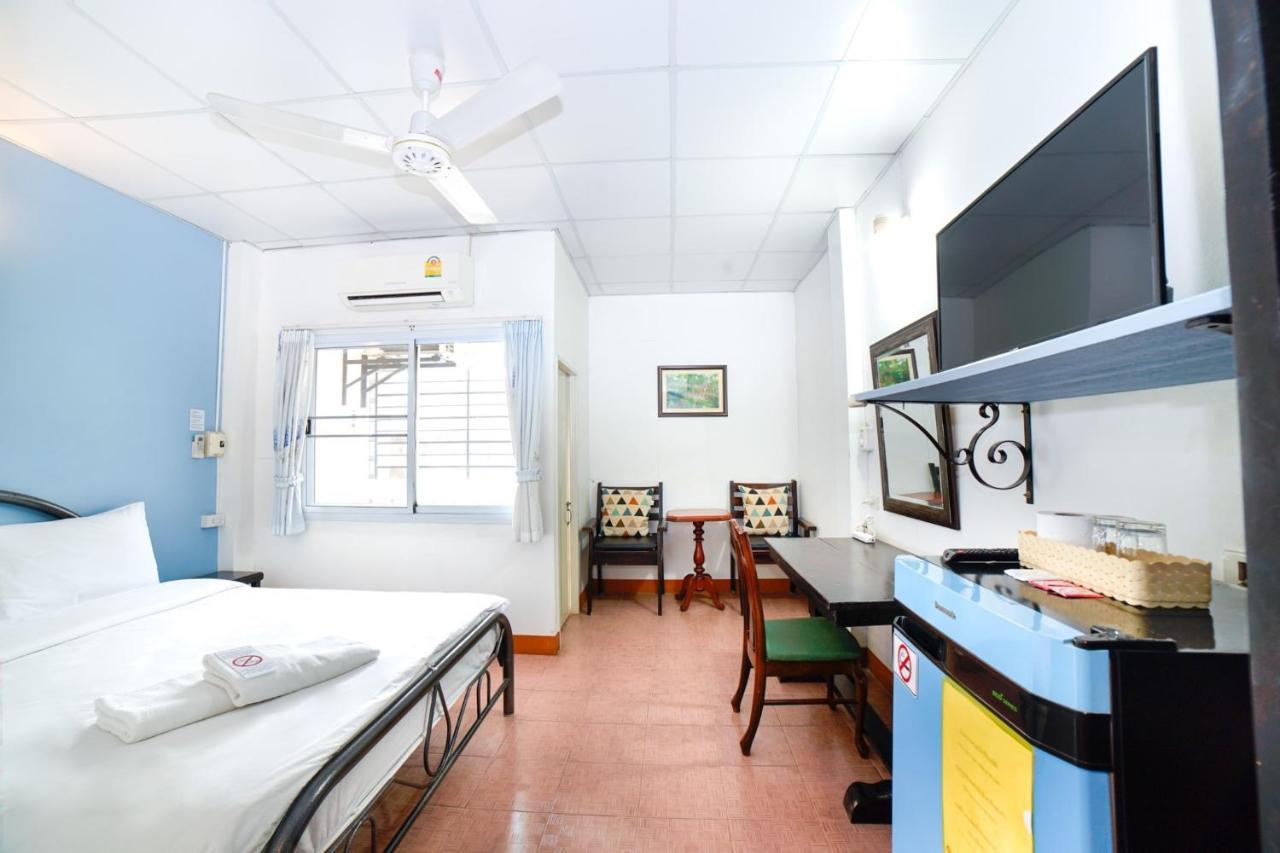 ภักดีเฮาส์ Hotel อุดรธานี ภายนอก รูปภาพ