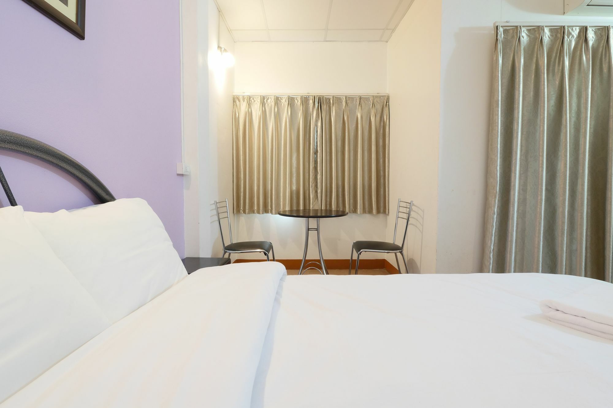 ภักดีเฮาส์ Hotel อุดรธานี ภายนอก รูปภาพ